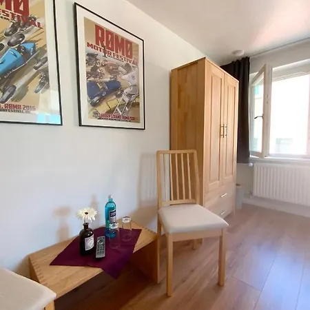 Colonial Cafe Apartment *