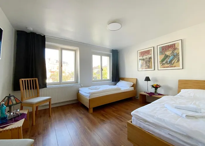 Colonial Café Appartement *